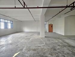 Lux Building (D14), Factory #618311801